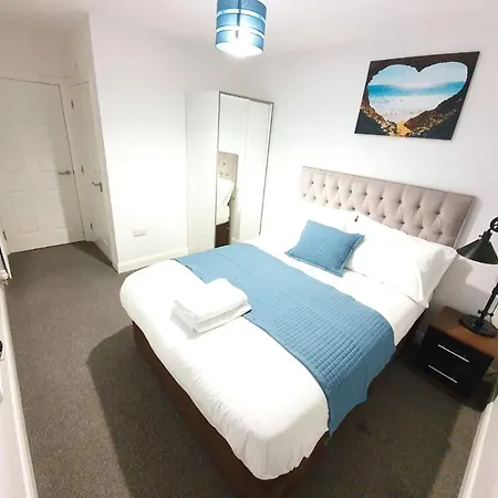 Manchester Holiday Apartment Exterior photo