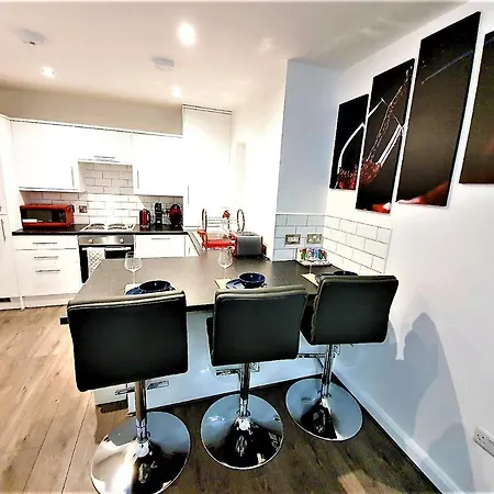 Manchester Holiday Apartment Exterior photo