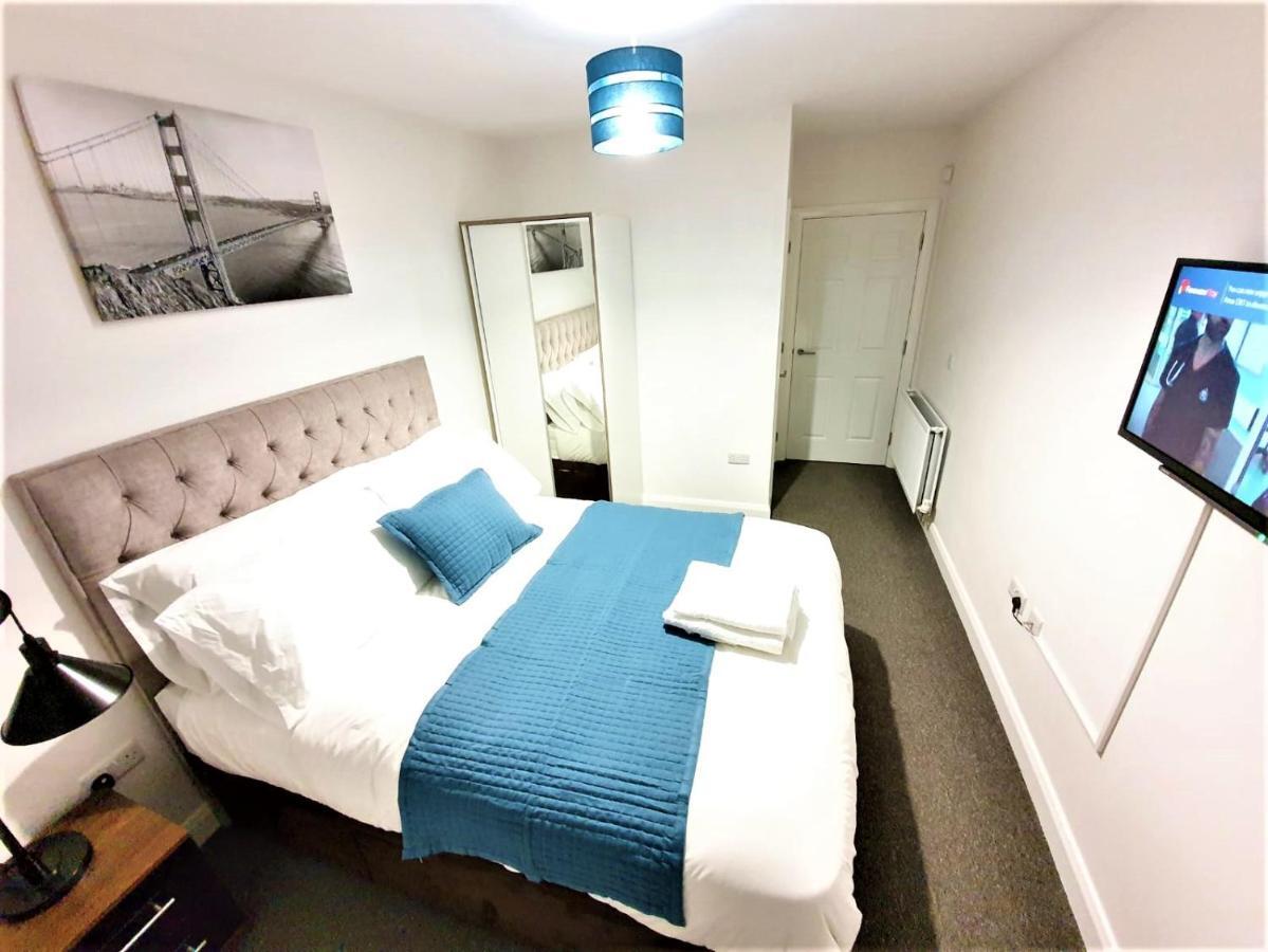 Manchester Holiday Apartment * Manchester