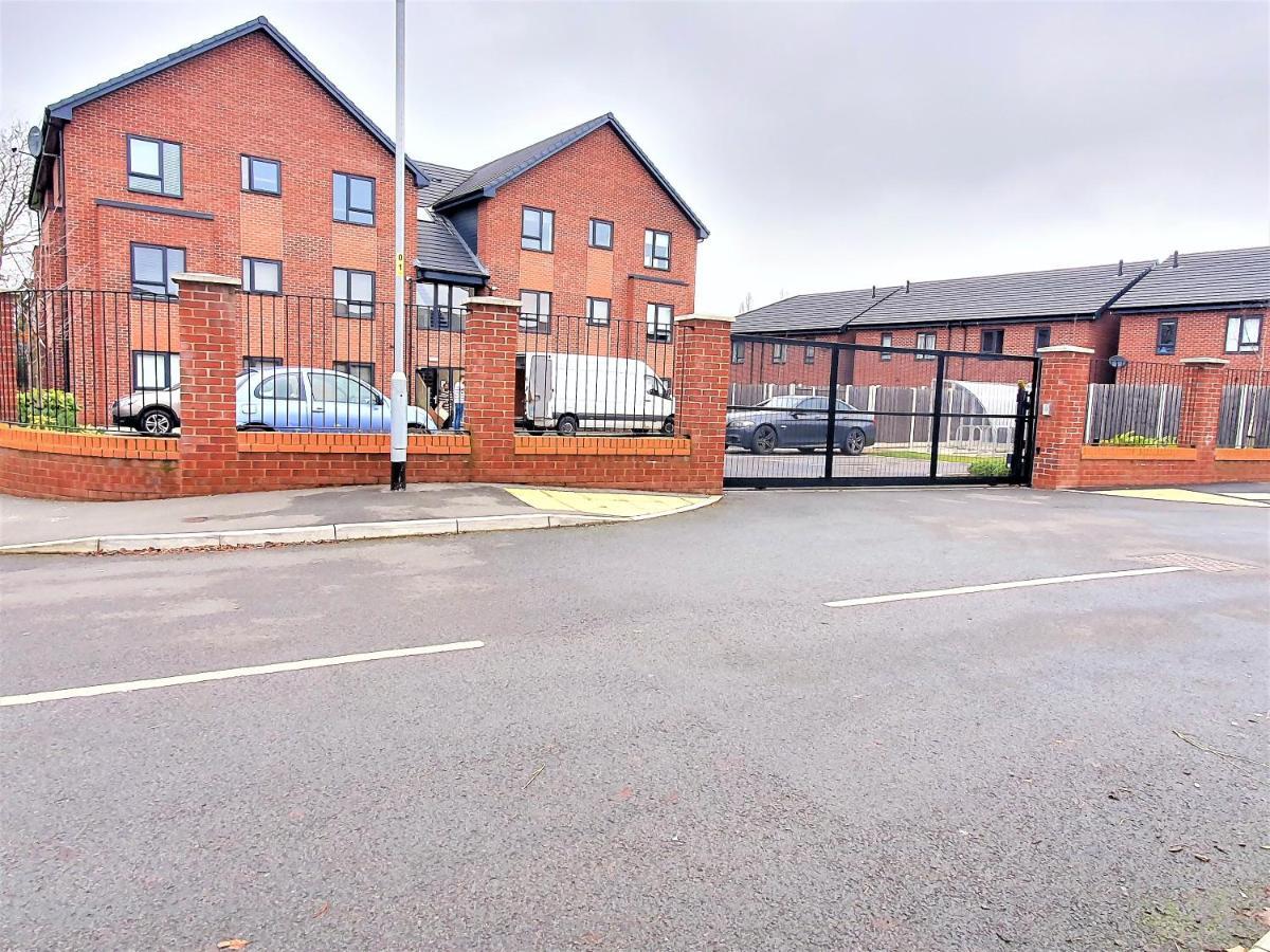 Manchester Holiday Apartment Apartment