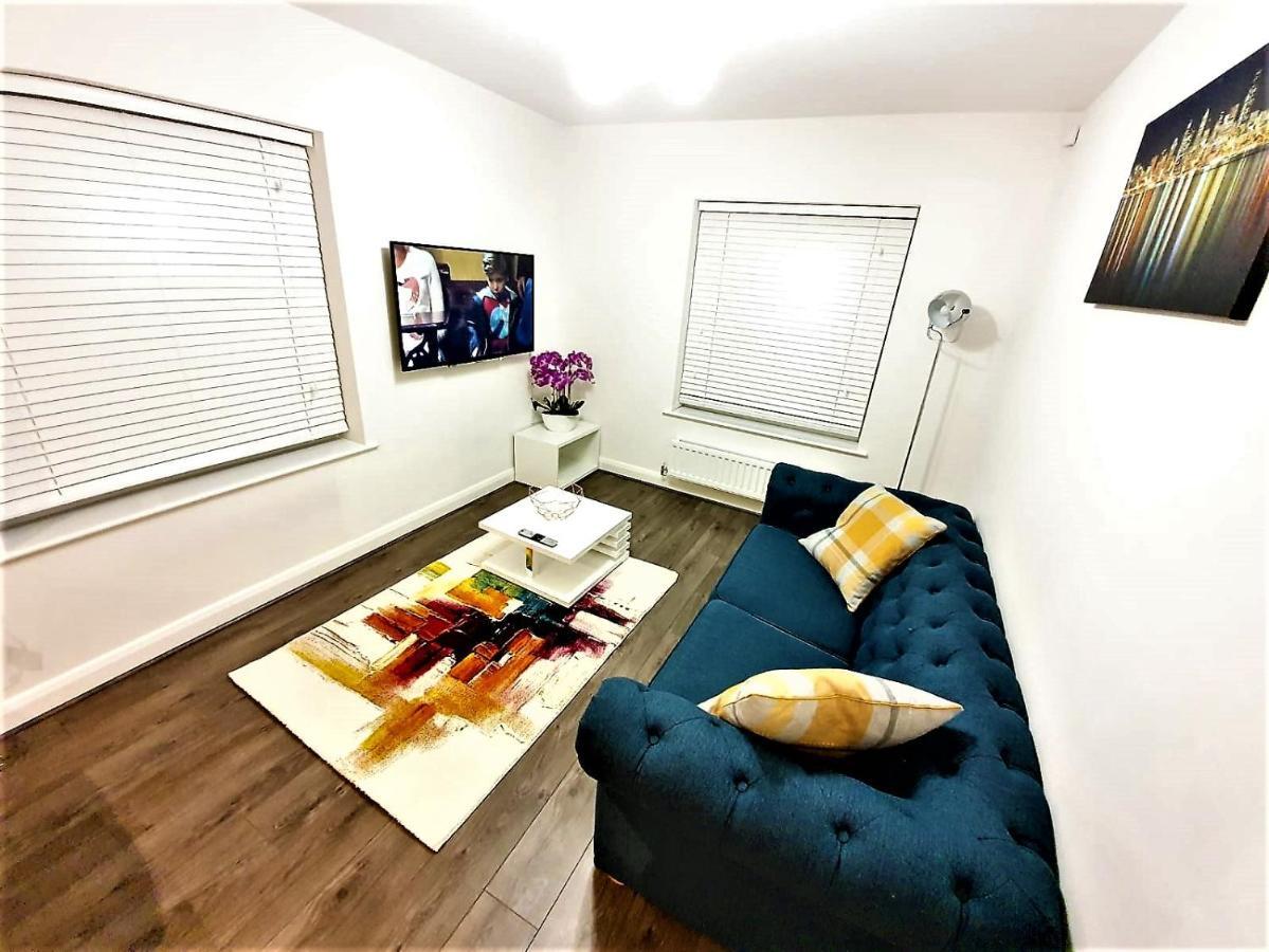 Manchester Holiday Apartment Апартаменты Манчестер